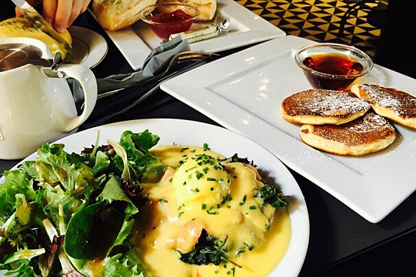 Brunch at Deli Bo in nice